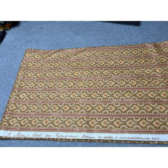 Moda Fabric St. Patricks Irish Gold By Blackbird Design 1/2 yard x 44" Cotton Qu - Picture 4 of 4